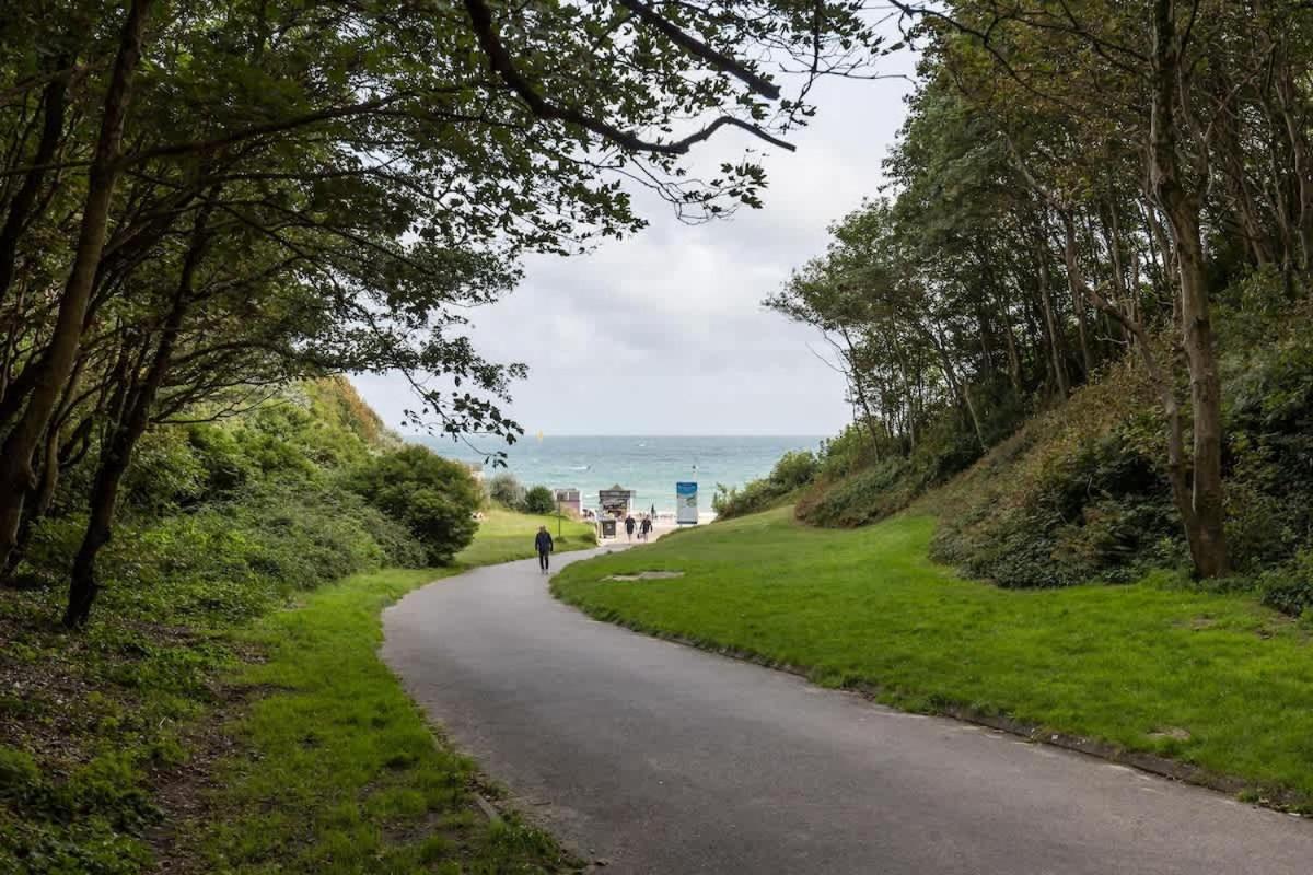 Middle Chine Villa Bournemouth Kültér fotó